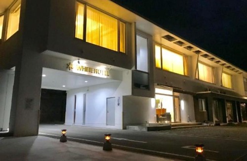 Sakimotobu Hotel | The White Hotel / Vacation STAY 21880