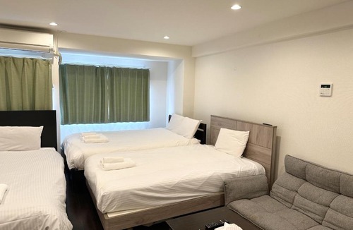 Morishita Apartment | Tokyo Sumo House 402