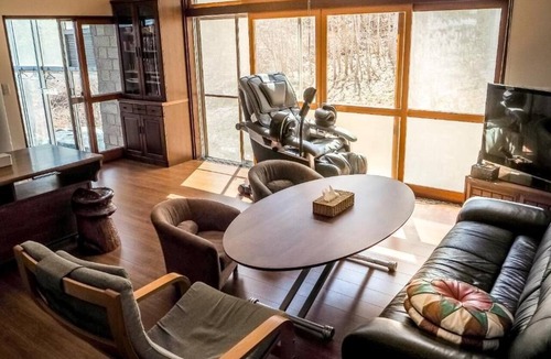 Sobetsu House | TOYA ONSEN VILLA