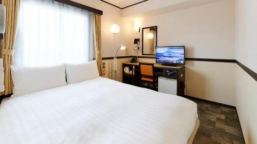 Toyonaka Hotel | Toyoko Inn Osaka Itami Airport