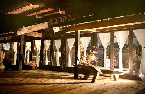 Kimitsu Villa | Traditional house, Blue moon villa, 古民家 蒼月庵