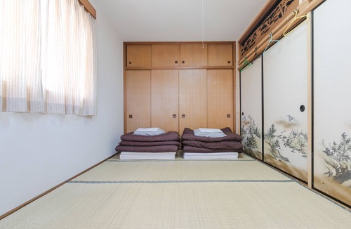 Uji House | Travelersdou Kirinya