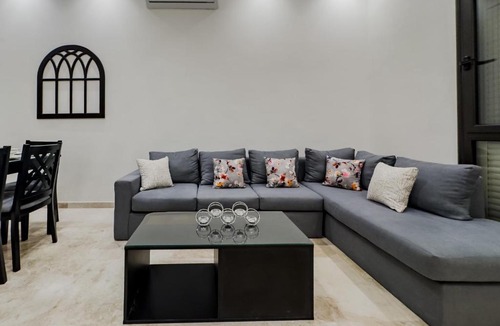 An-Nuzhah Apartment | Trendy & Tidy 2BDR Apt 5 min To CAI Airport