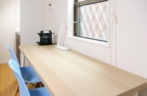 Higashitateishi Apartment | Triphome 102/big table/Free WiFi/Asakusa SkyTree
