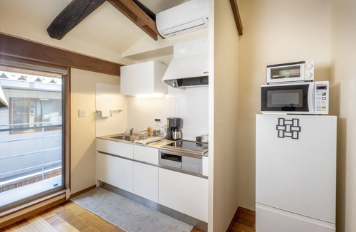 Sannenzaka Ninenzaka Ski Chalet | Tsukinowacho - Prime location in Gion