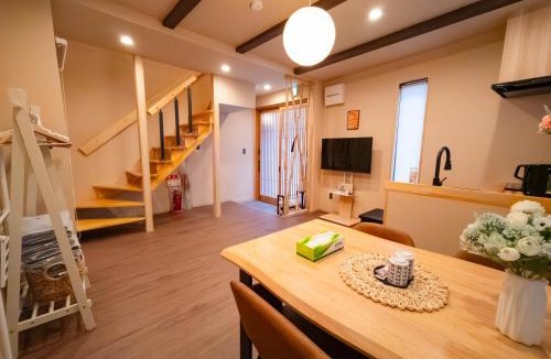 Naniwa Villa | Tsutenkaku Kotone 琴音