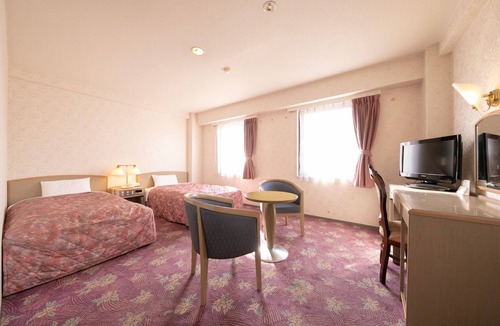 Miyakonojo Hotel | Twin smoking breakfast included/Miyakonojo Miyazaki