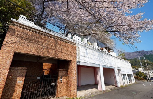 Atami Villa | UNDER CURRENT ATAMI | Private Villa with Hot Springs & Fireworks View