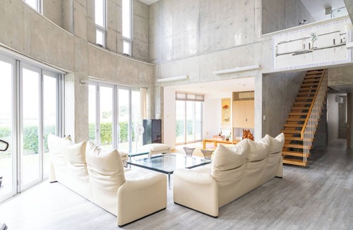 Madanbashi Villa | Urban View Villa