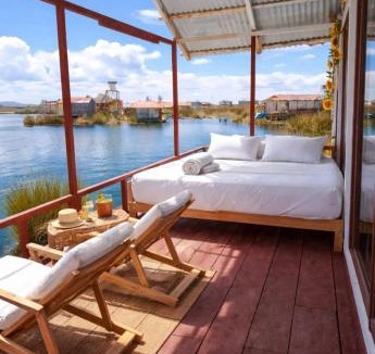 Puno Cabin | uros royal logde