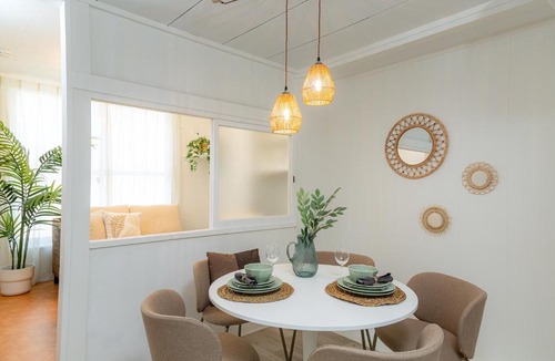 Konohana Apartment | USJ 10 Min! Up to 13 Pet OK Parking Private House