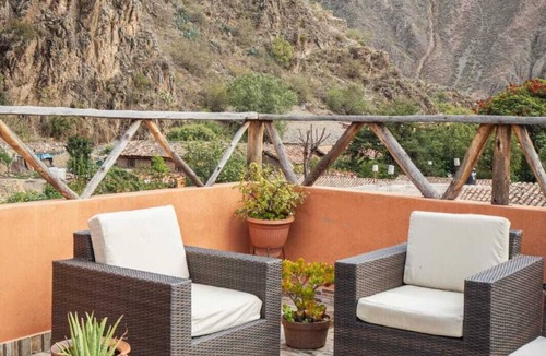 Ollantaytambo House | View of the Mountains! Private home with a terrace, ideal for families