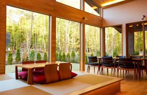 Fujikawaguchiko Villa | Villa 峰々-Minemine-