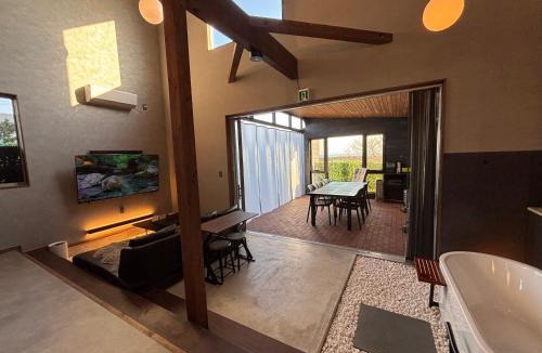Awaji Villa | Villa CORTILE
