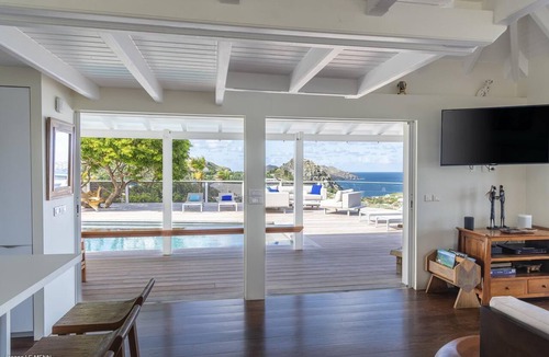 Anse des Cayes Villa | Villa Gaillac | Ocean View - Located in Beautiful Anse des Cayes with Private Pool