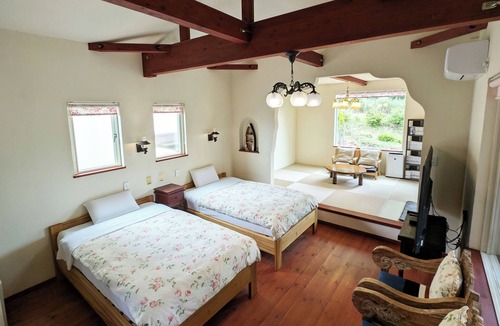 Kirishima House | Villa Montpetre