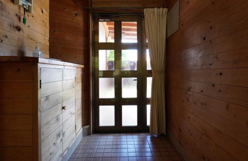 Nakama House | Villa Tora