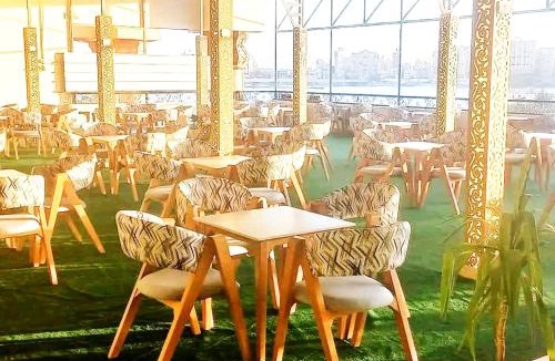 Akhmim Hotel | VIP hotel & café