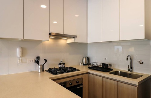 Armendariz Apartment | w* | Airy 2BR w/ Balcony in Prime Miraflores