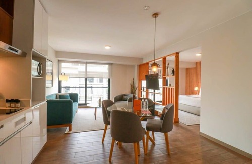 Miraflores Apartment | w* | Astounding 2BR in the Heart of Miraflores