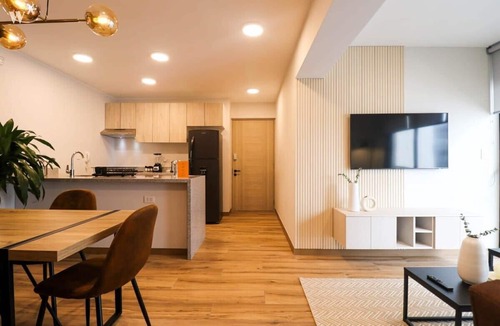 Miraflores Apartment | w* | Authentic 2BR in Miraflores