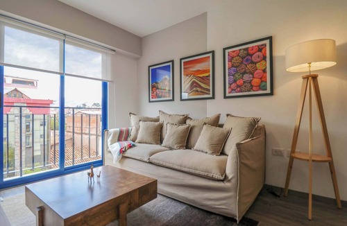 Cusco Historic Center Apartment | w* | Bright 2BR in Historic Cusco w/Balcony