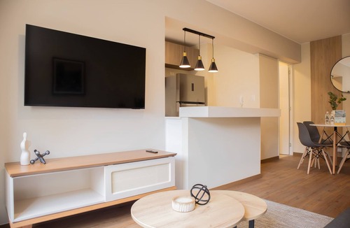 Miraflores Apartment | w* | Chic 1BR Apartment w/Scenic Balcony in Central Miraflores