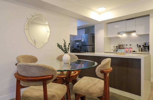 Leuro Apartment | w* | Luxury 3BR w/Balcony in Upscale Miraflores