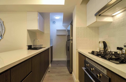 Leuro Apartment | w* | Luxury 3BR w/Balcony in Upscale Miraflores