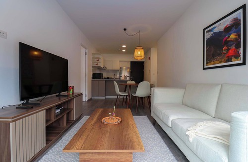 Cusco Historic Center Apartment | w* | Modern 2BR in Historic Cusco w/Balcony