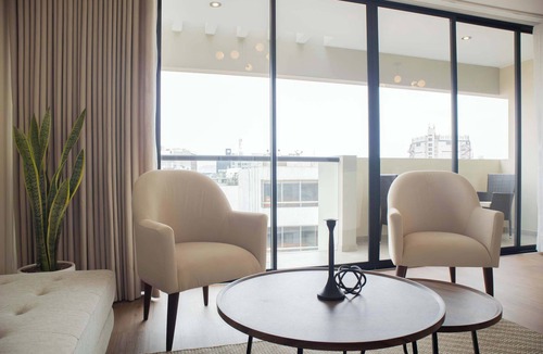 Miraflores Apartment | w* | Modern 3BR w/Balcony Near Kennedy Park