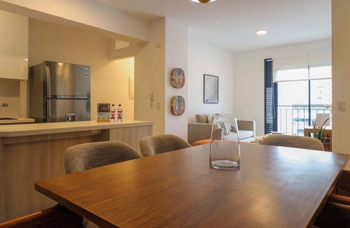 Armendariz Apartment | w* | Refined & Cozy 2BR w/Balcony in Miraflores