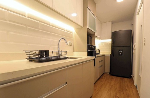 Miraflores Apartment | w*| Shimmering 2BR w/Sunny Terrace in Miraflores