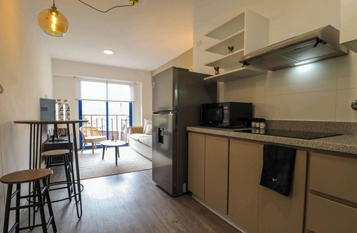 Cusco Historic Center Apartment | w* | Sunny 1BR in Historic Cusco w/Balcony