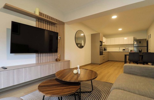 Santa Cruz Apartment | w* | Trendy & Cozy 2BR w/Balcony in Miraflores