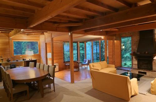 Minakami House | Warm Spacious Forest Chalet & Private Onsen
