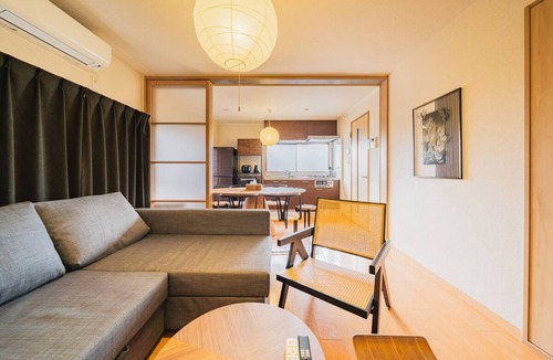 Edogawa Apartment | Warm Wood Stay Near Hirai Station 8 Min 4-6 People