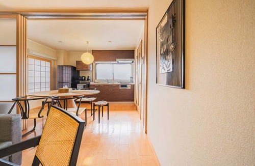 Edogawa Apartment | Warm Wood Stay Near Hirai Station 8 Min 4-6 People