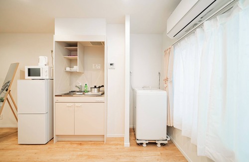 Shinjuku Condo | Waseda Star 202. 2 minutes from Waseda Subway Station! Convenient, clean, quiet environment!