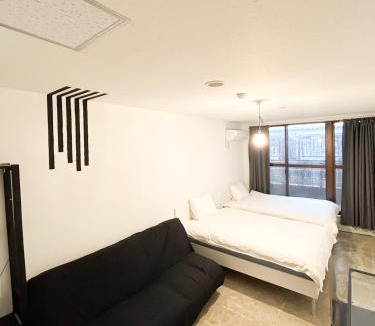 Kamimeguro Hostel | waves nakameguro