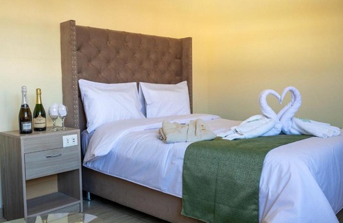 El Tambo Hotel | Welcome to your Oasis