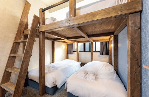 Motomatchi Hotel | Well Stay Namba Quadruple Room/Osaka Ōsaka