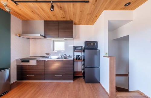 Fujikawaguchiko House | What a spectacular view! A detached house with a rooftop where every room offers a view of Mount Fuji. Sleeps up to 7 guests. Just a 5-minute drive to Fuji-Q Highland!