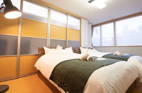 Tennoji Apartment | Wheelchair-accessible / Direct bus to KIX / 8 pax