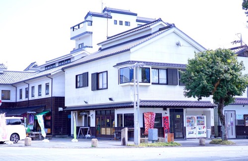 Kakegawa Villa | White Space
