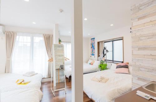 Nishinippori House | Whole 3-floor Tokyo house 3 showers 3 toilets Tatami Max 13