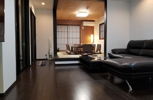 Nakagyo Ward House | Wholesale lease on a building / Kyoto Kyoto