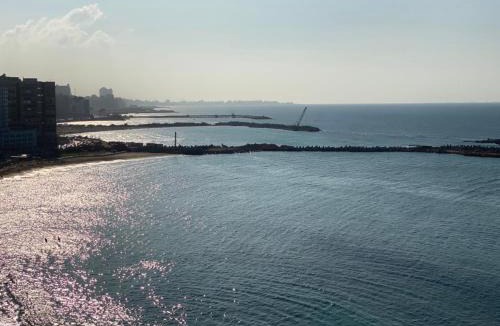 Al-Muntazah Apartment | Wide Seaview 3-Bedroom Apartment