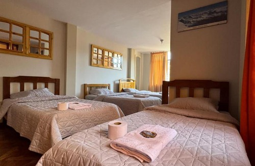 Huaraz House | wild huayhuash tomás hostel
