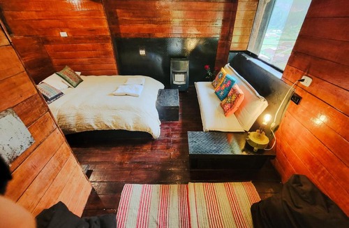 Pisac House | Wolf Totem Steam Punk Backpacker Industrial Studio for Intrepid Travelers